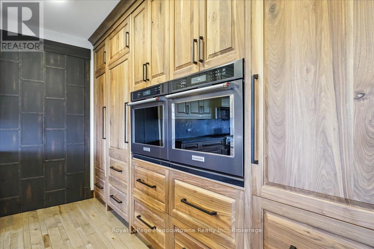 8837 Wellington Road 124 Property Photo 14