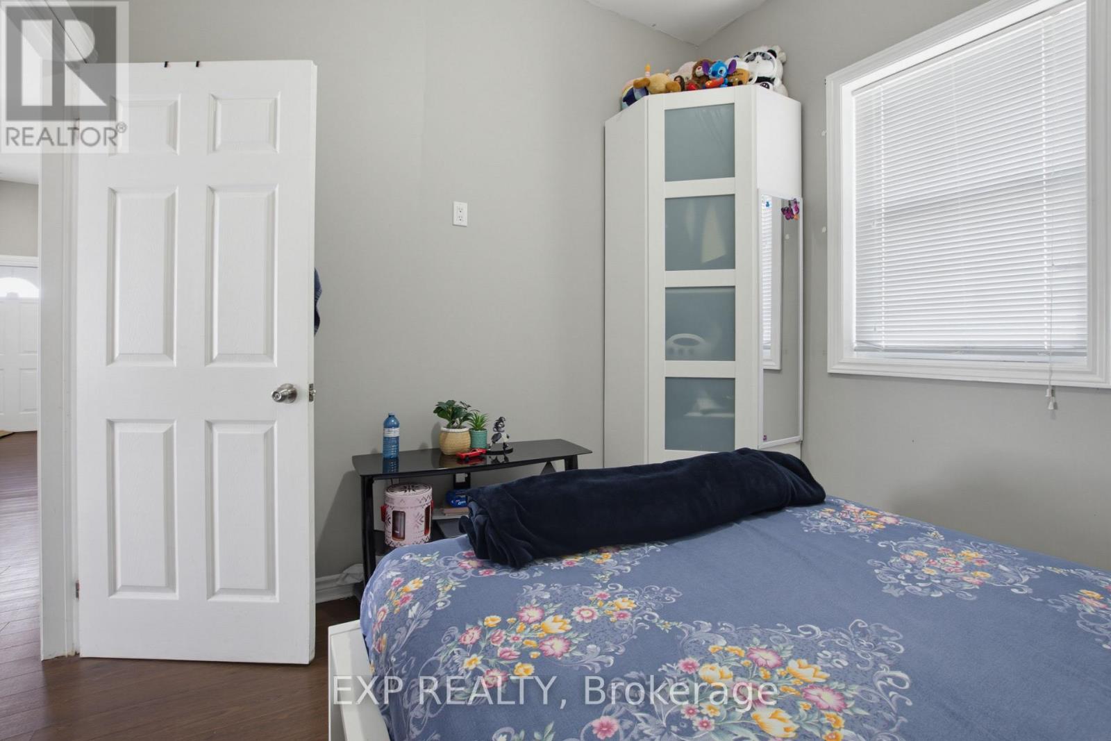 121 Mount Pleasant Avenue Property Photo 15