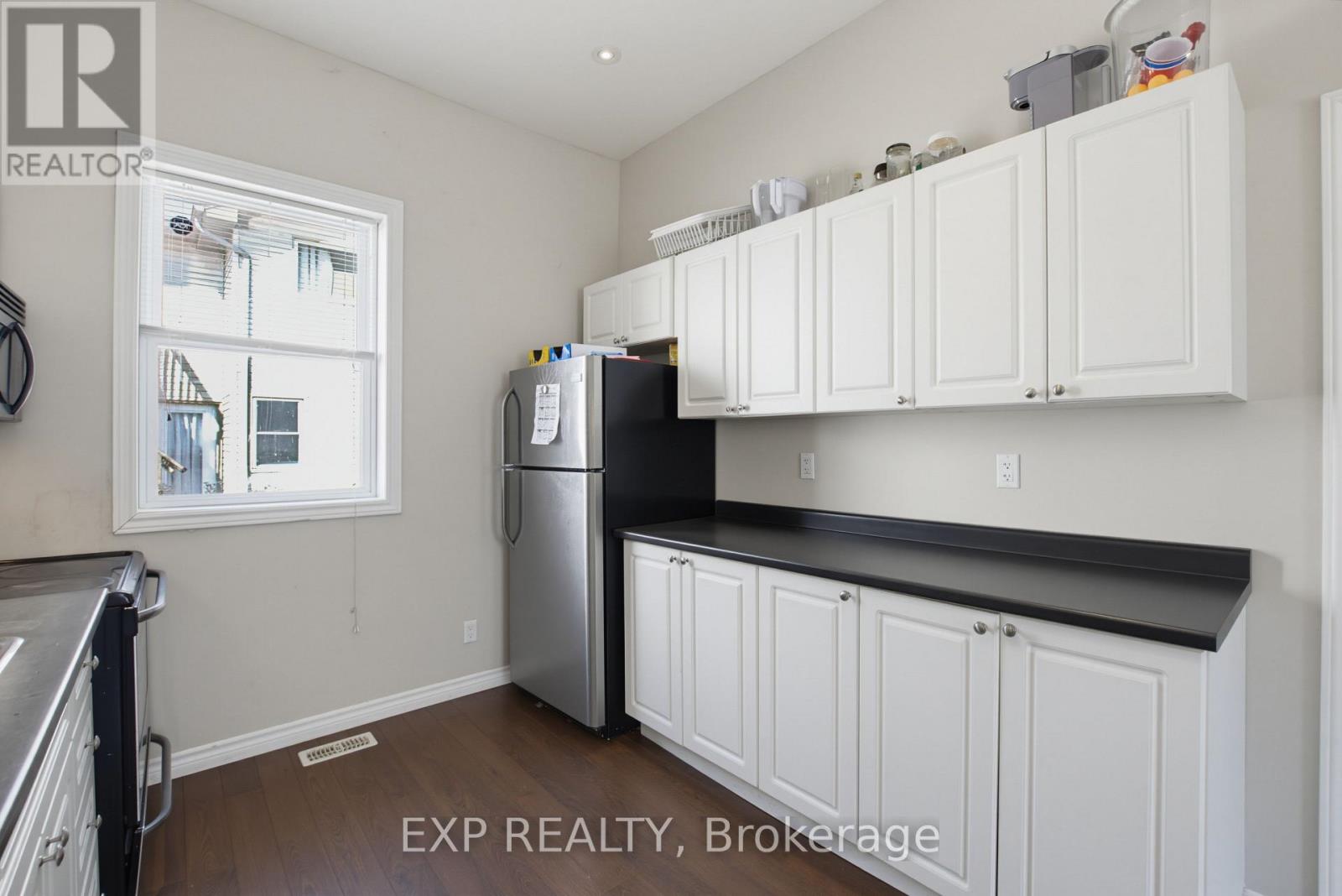 121 Mount Pleasant Avenue Property Photo 20