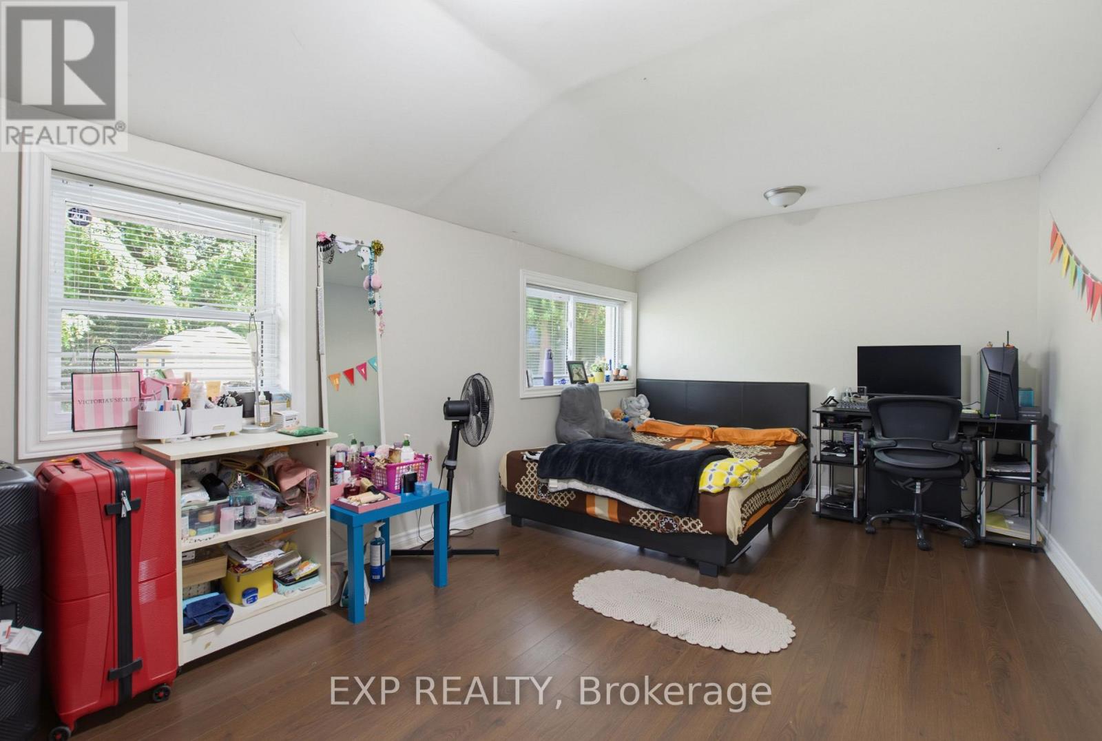 121 Mount Pleasant Avenue Property Photo 21