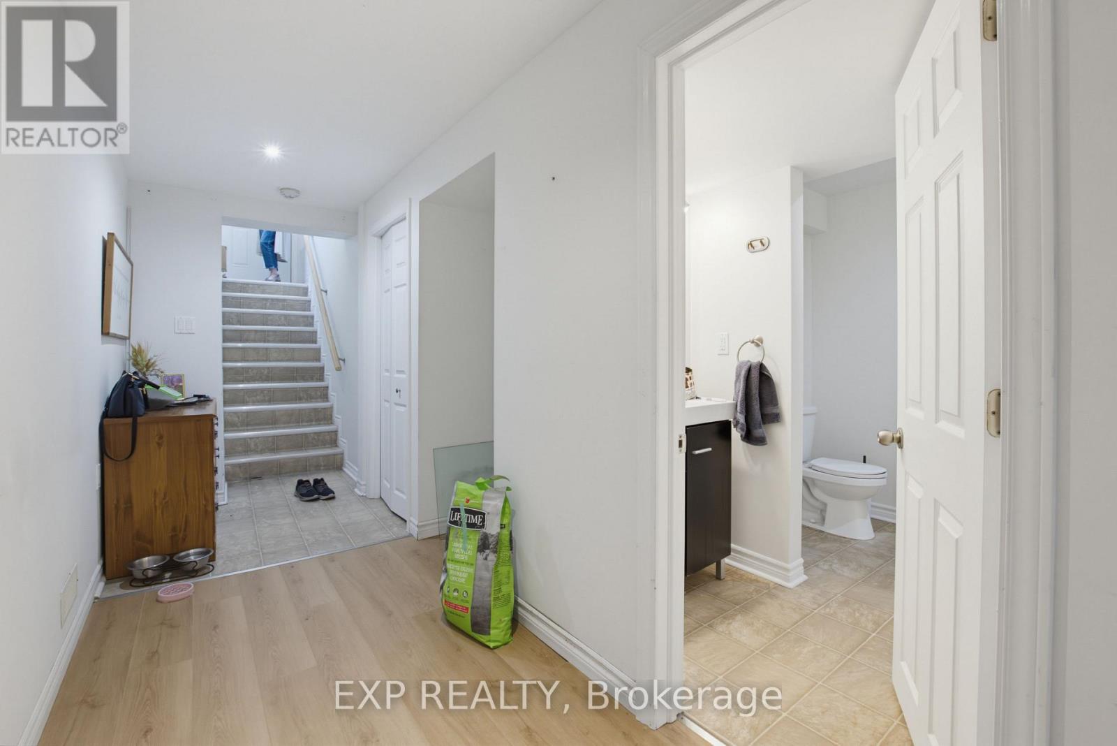 121 Mount Pleasant Avenue Property Photo 23