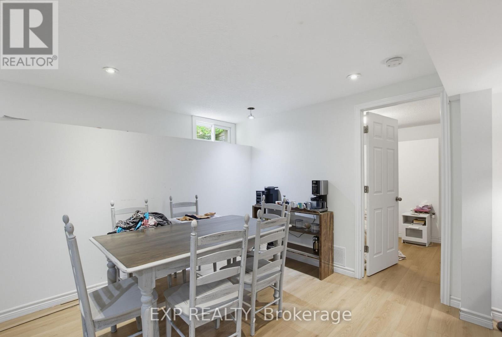 121 Mount Pleasant Avenue Property Photo 27