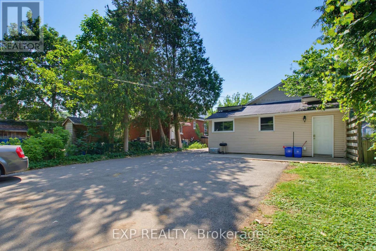 121 Mount Pleasant Avenue Property Photo 39