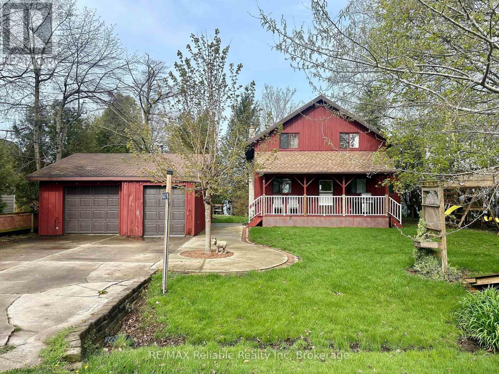 74431 Woodland Drive Property Photo 1