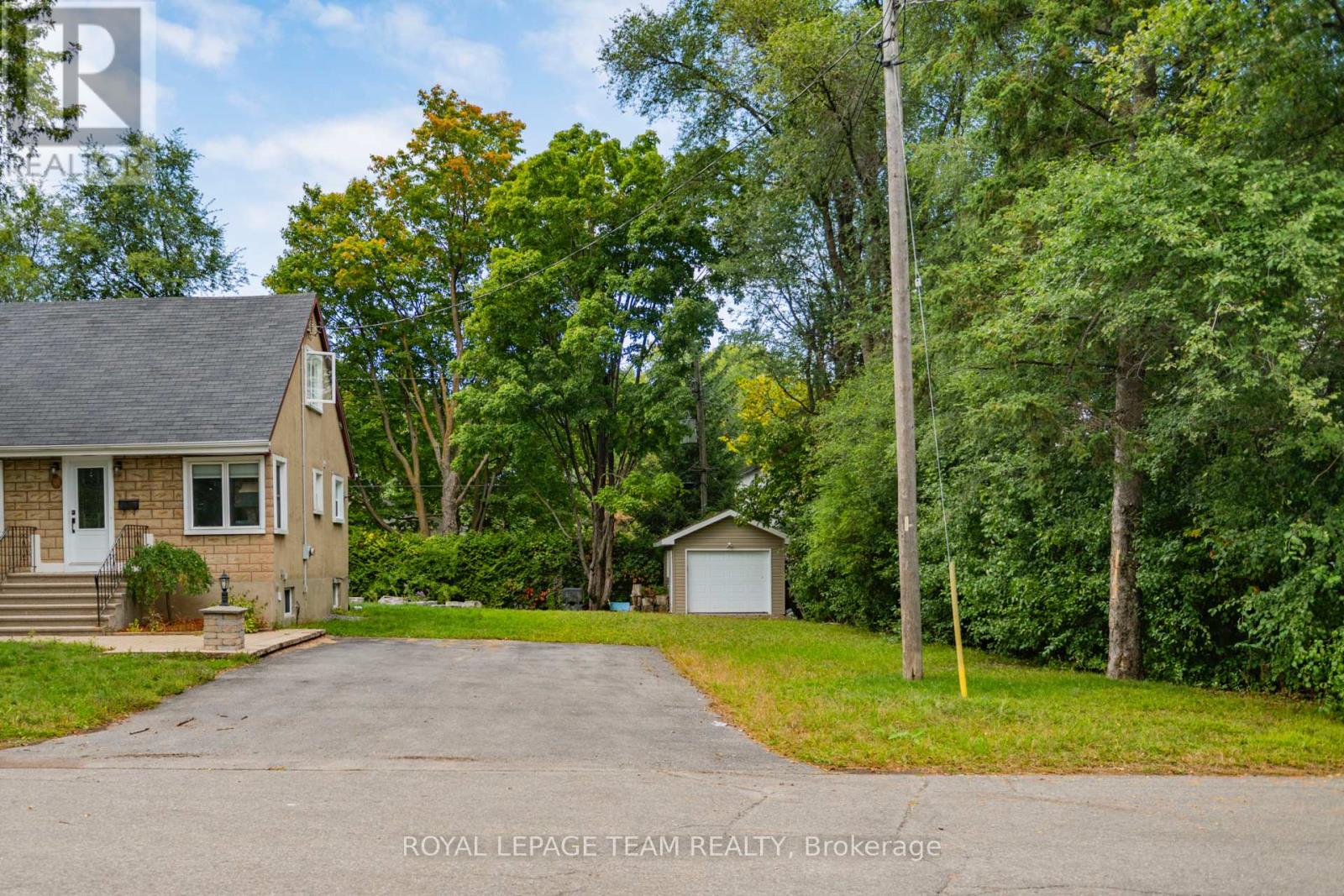 7 Tower Road Property Photo 2
