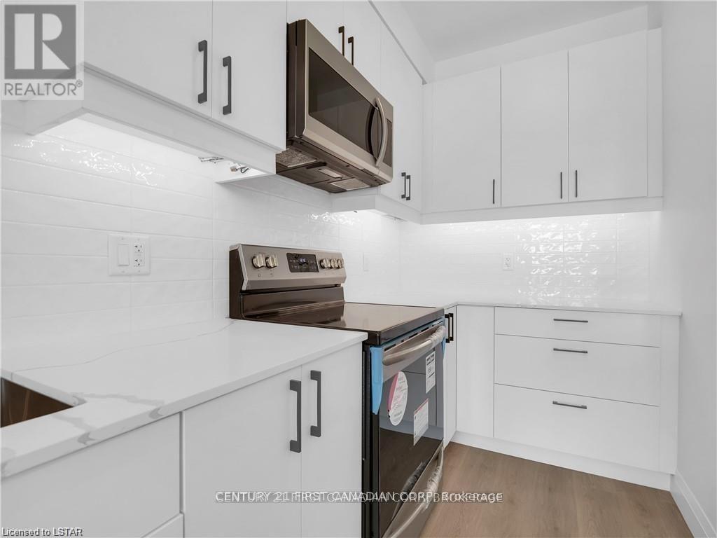 51 - 3900 Savoy Street Property Photo 5