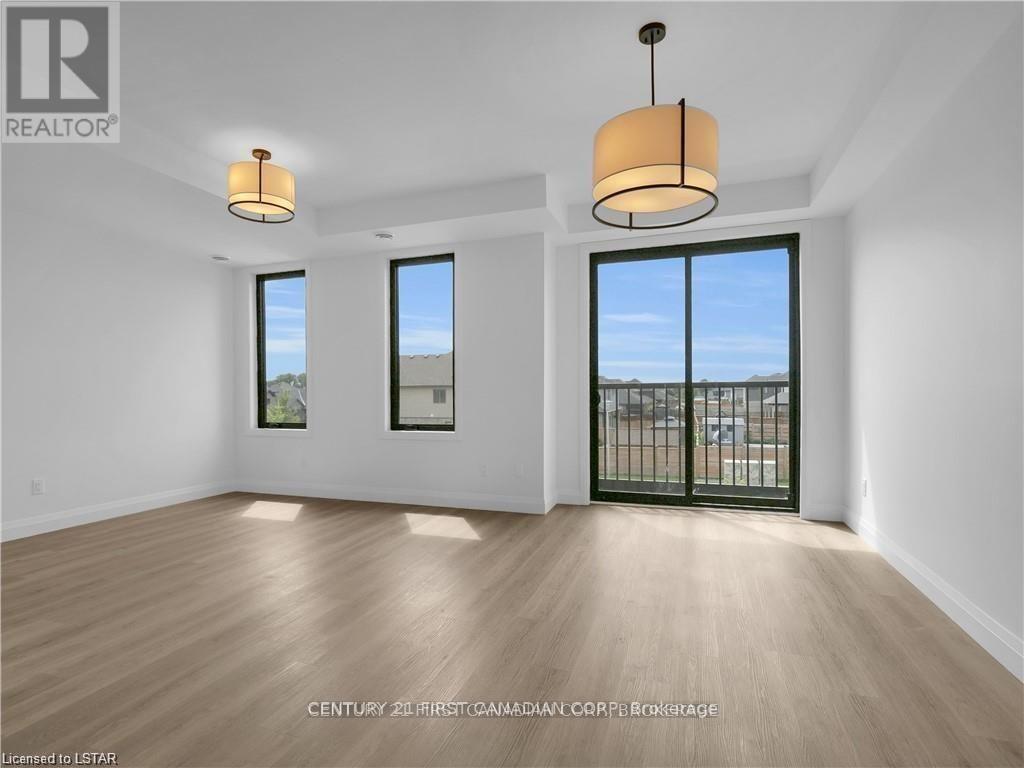 51 - 3900 Savoy Street Property Photo 8