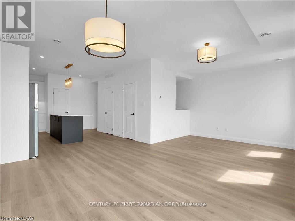 51 - 3900 Savoy Street Property Photo 12