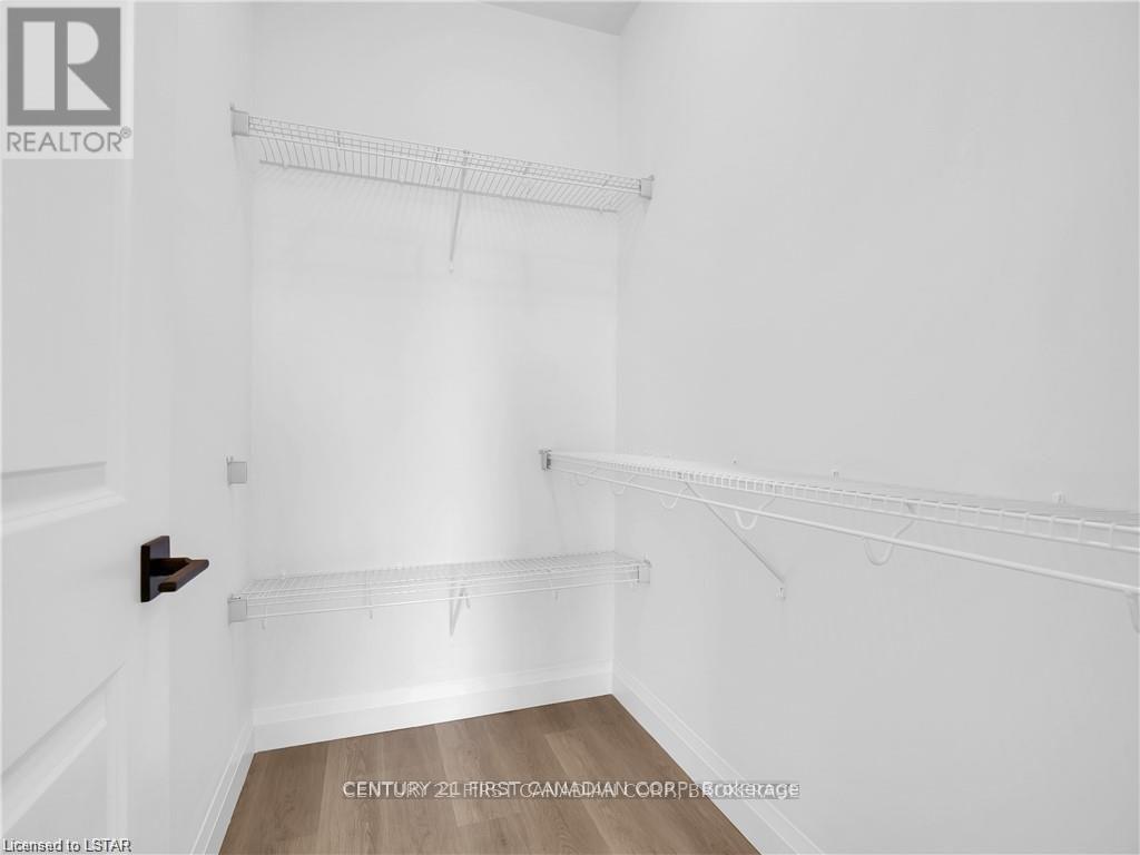51 - 3900 Savoy Street Property Photo 16