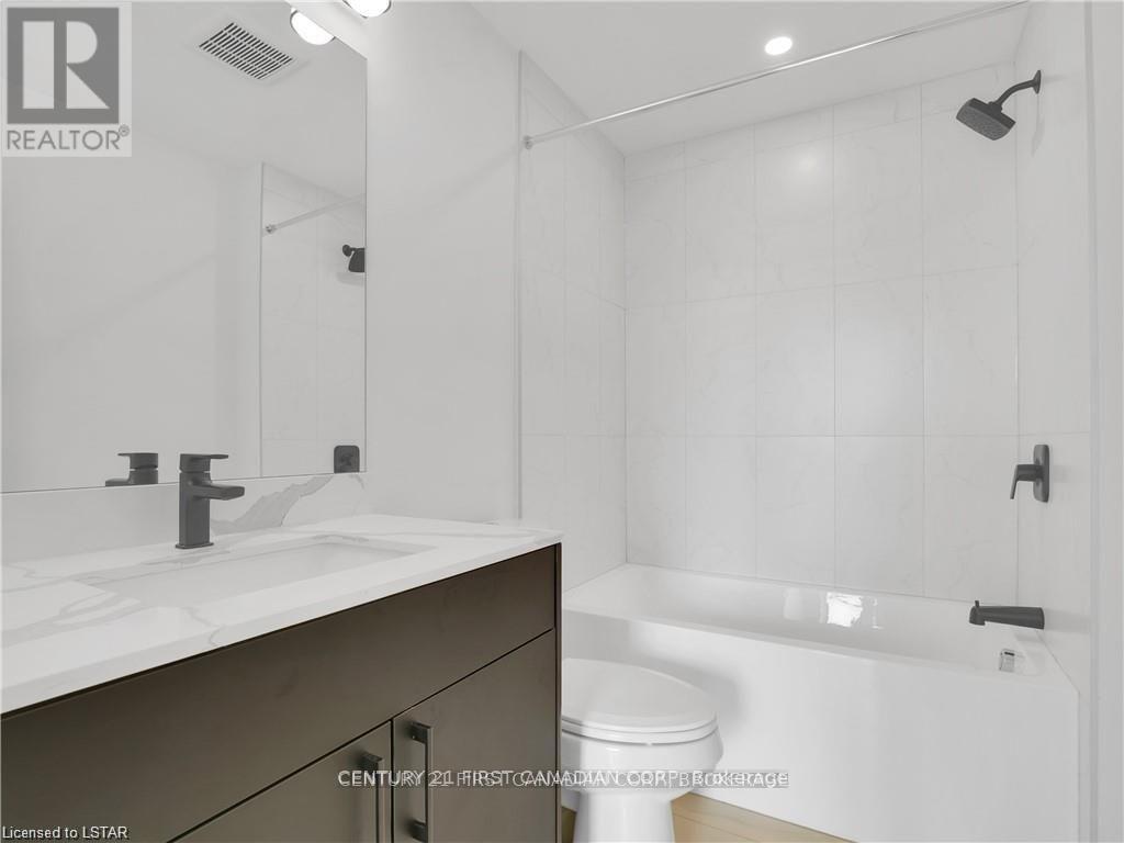 51 - 3900 Savoy Street Property Photo 21