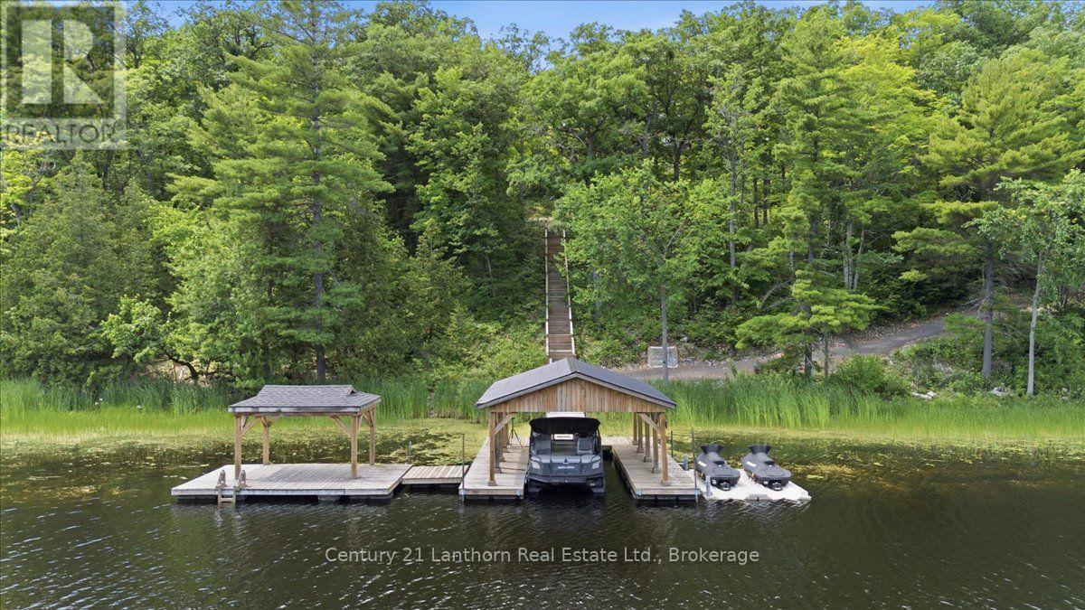 673 Lahey Road Property Photo 3