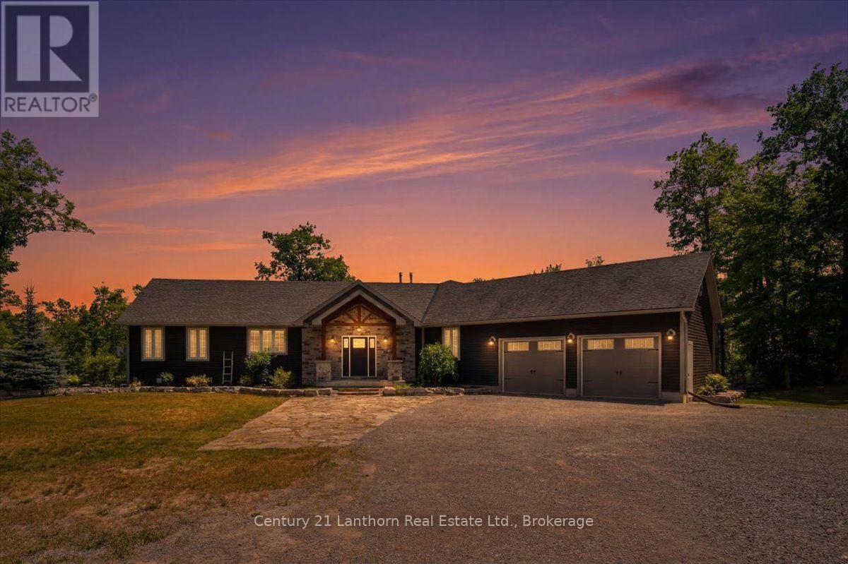 673 Lahey Road Property Photo 5
