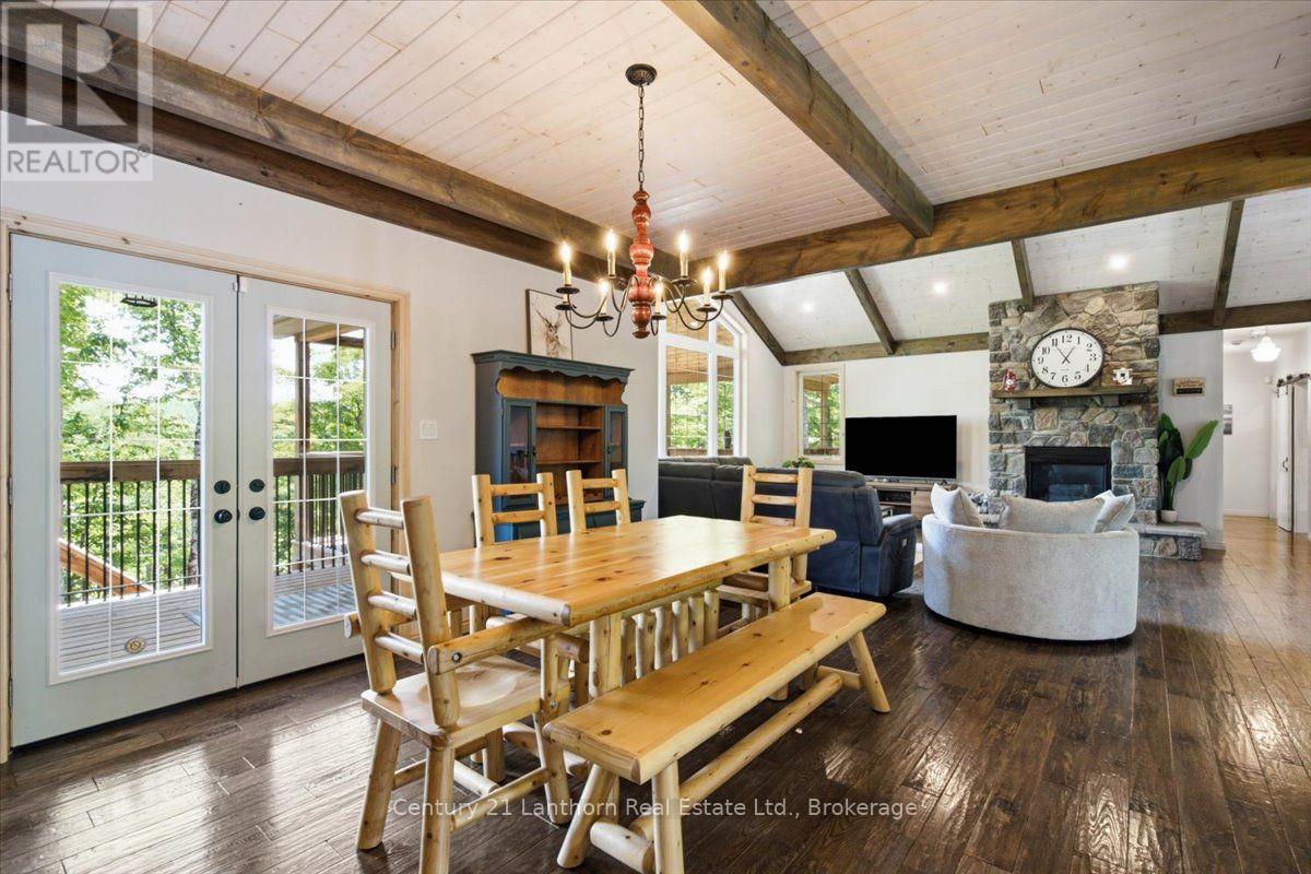 673 Lahey Road Property Photo 18