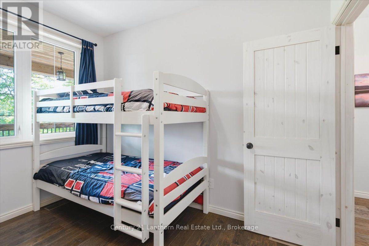 673 Lahey Road Property Photo 26