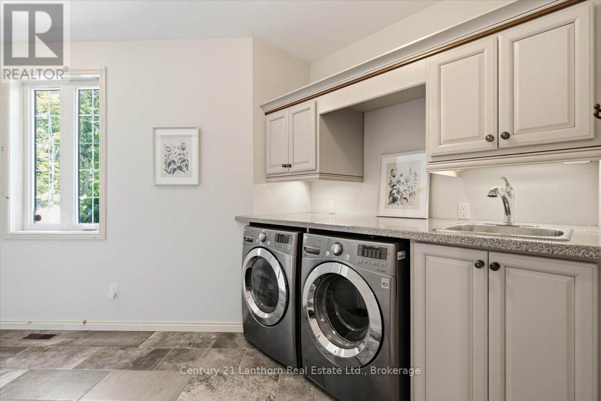 673 Lahey Road Property Photo 30