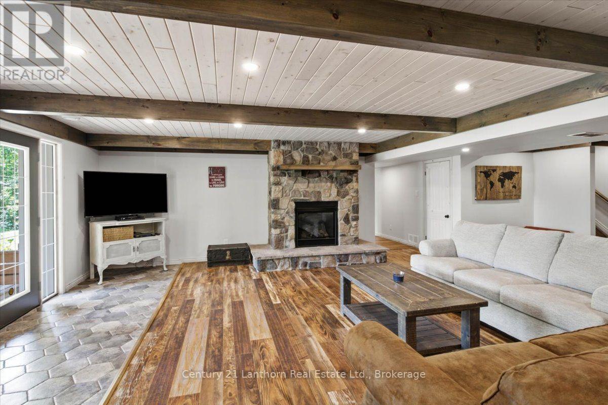 673 Lahey Road Property Photo 36