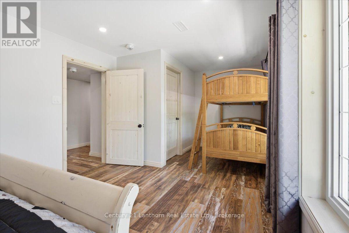 673 Lahey Road Property Photo 40