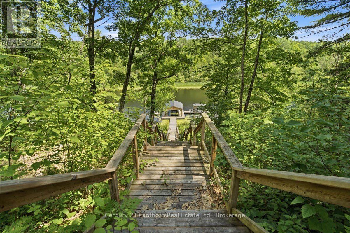 673 Lahey Road Property Photo 43