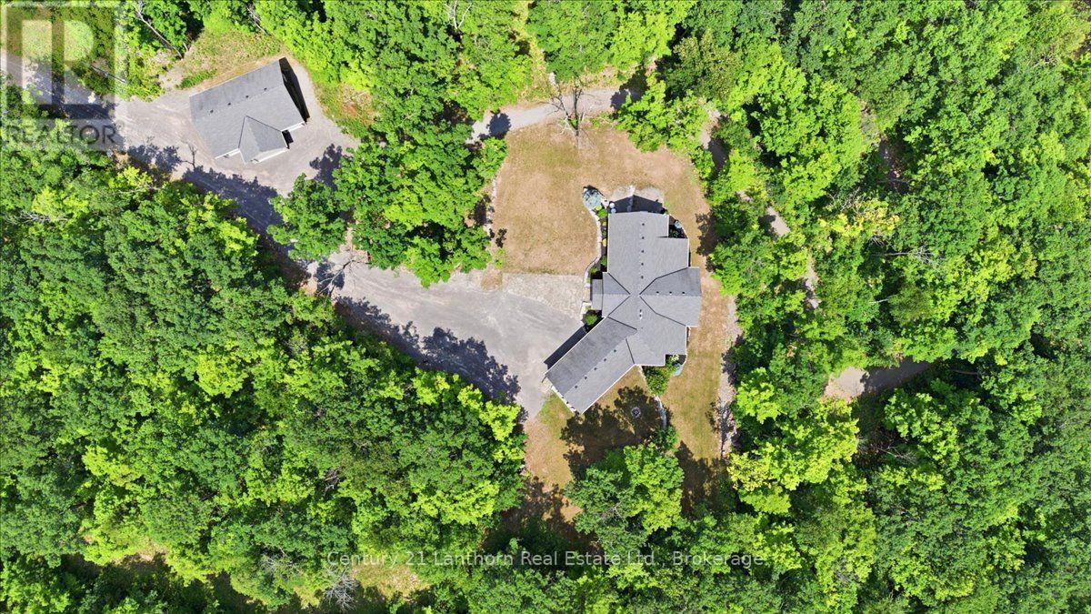 673 Lahey Road Property Photo 45