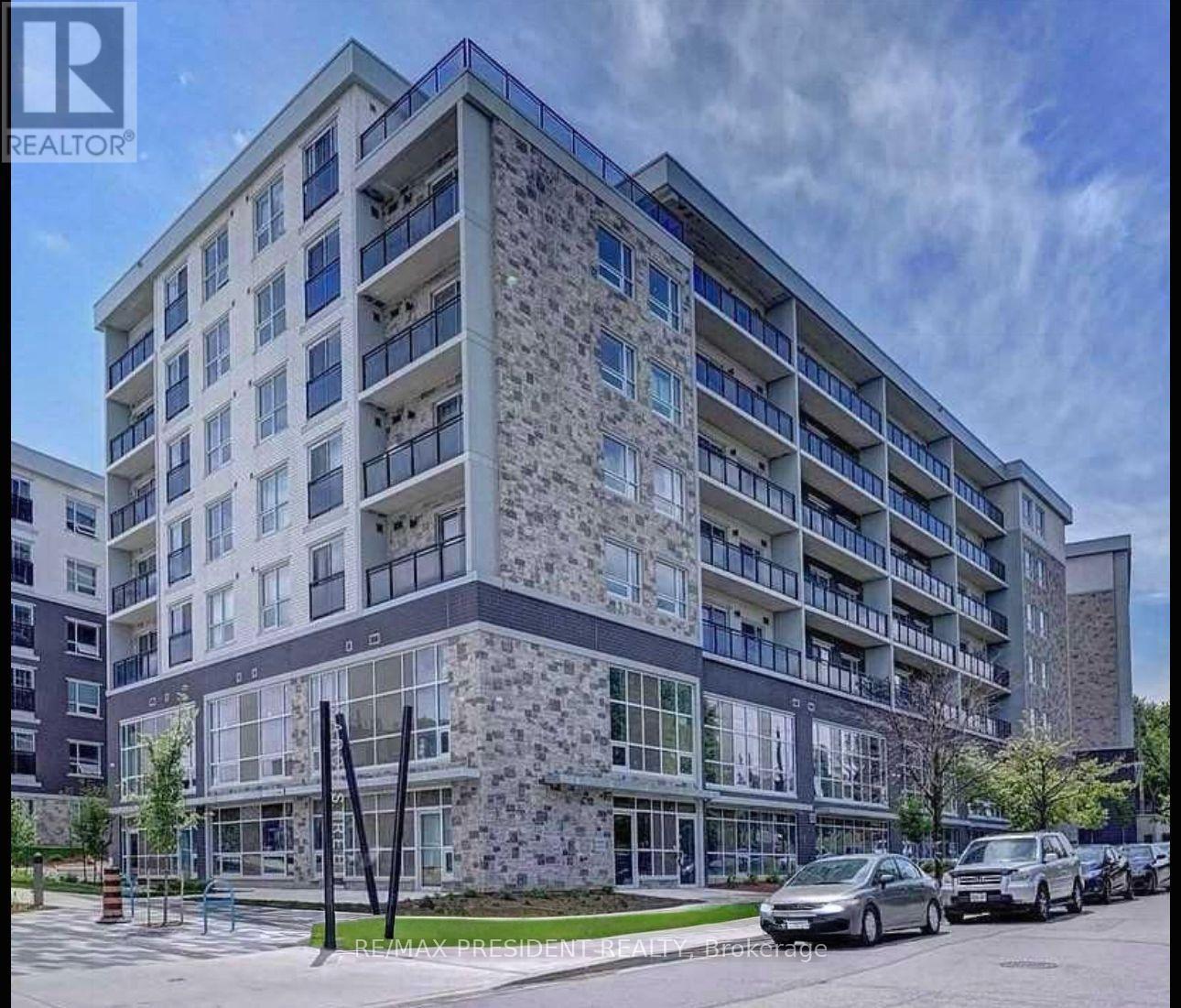 G514 - 275 Larch Street Property Photo 1