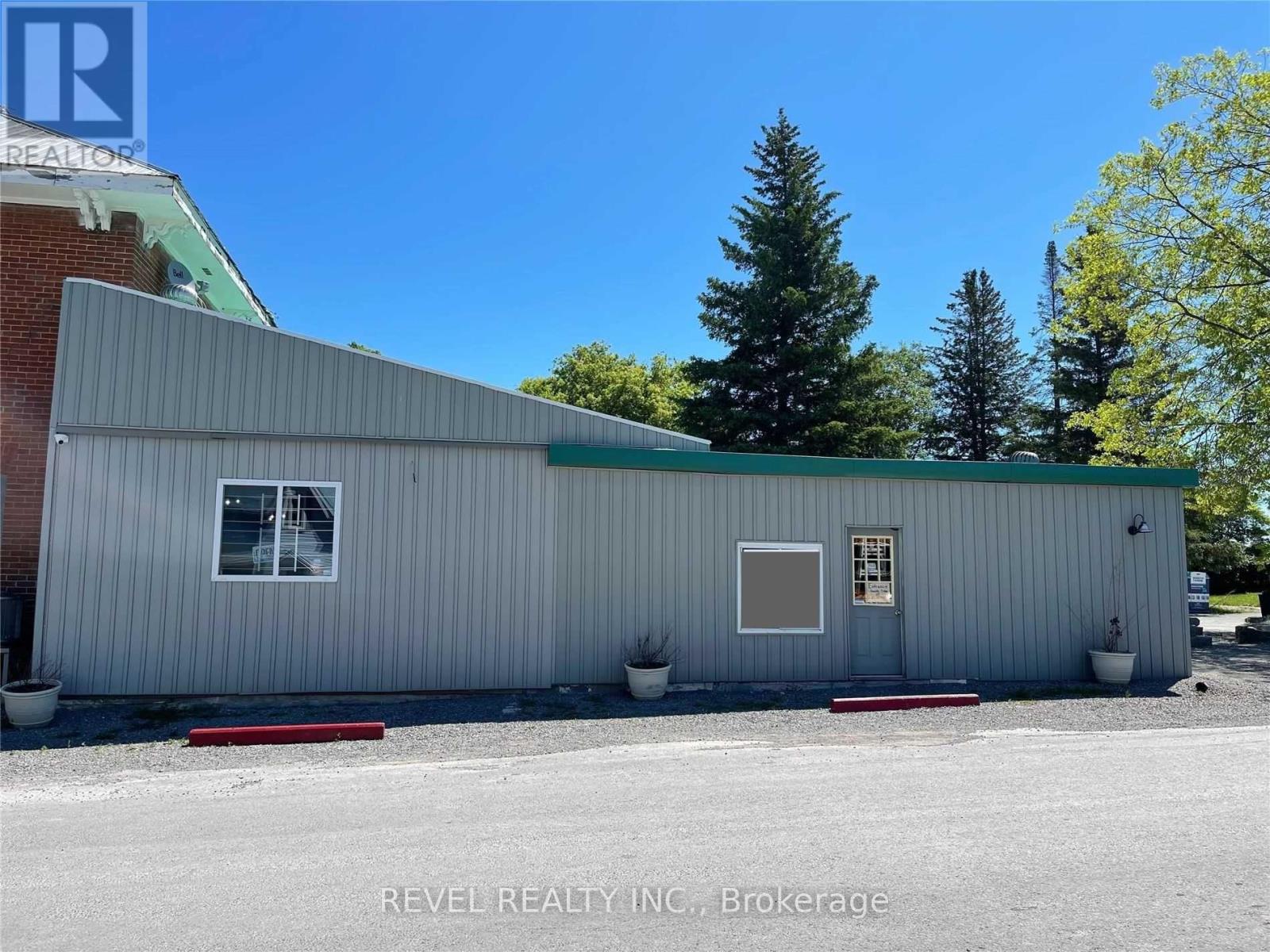 100 Elm Tree Road Property Photo 1
