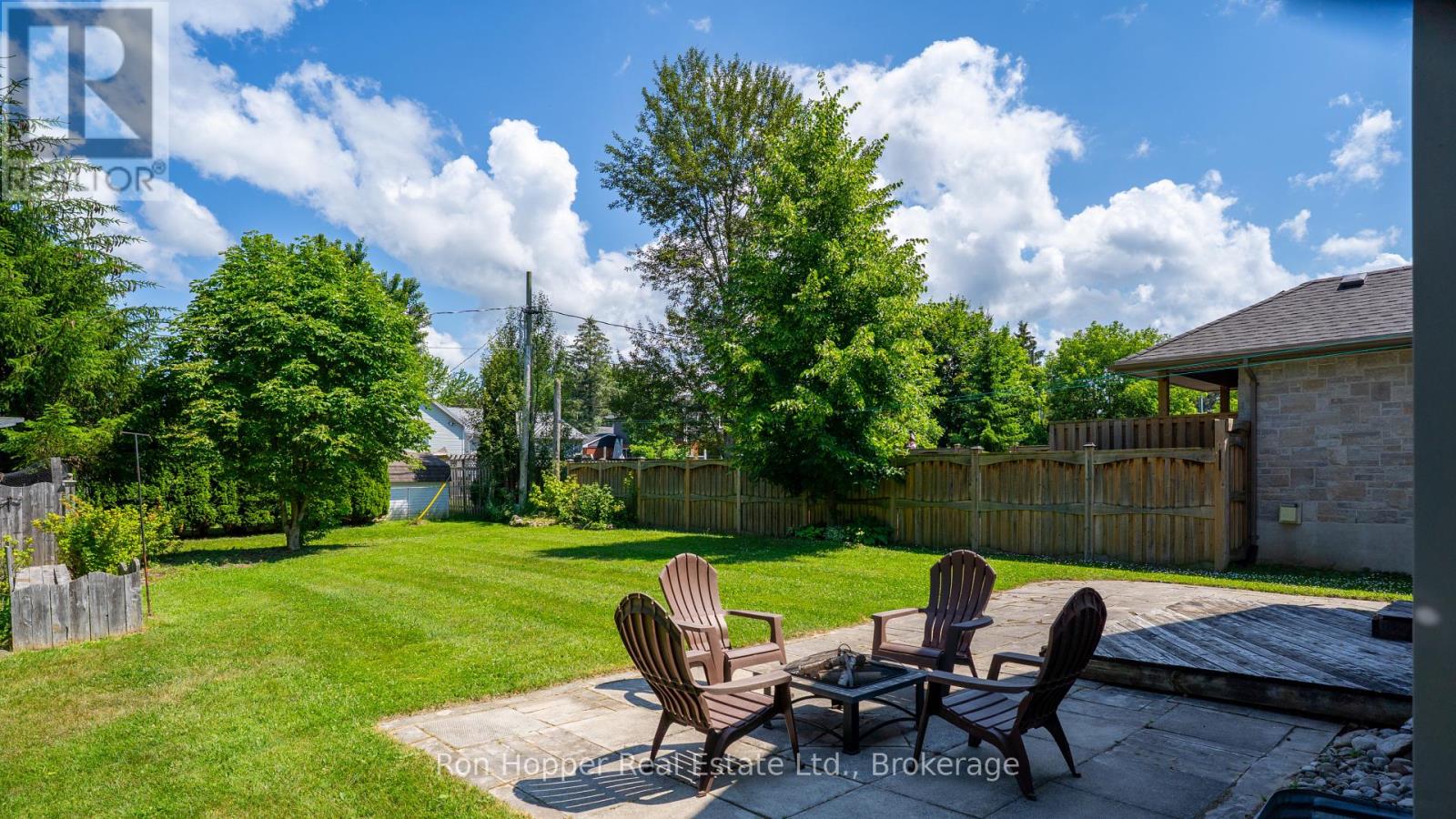 1893 8th Avenue W Property Photo 4