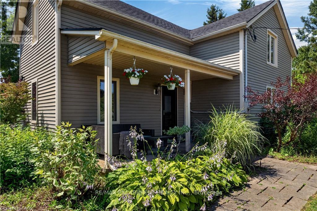 42841 Highway 3 Property Photo 2