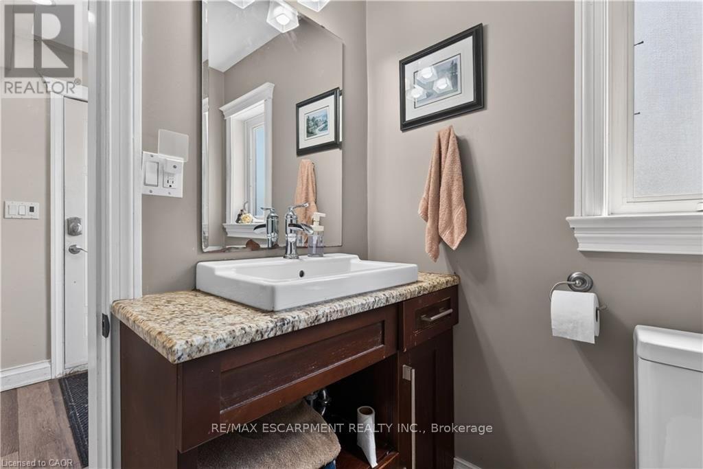 42841 Highway 3 Property Photo 16
