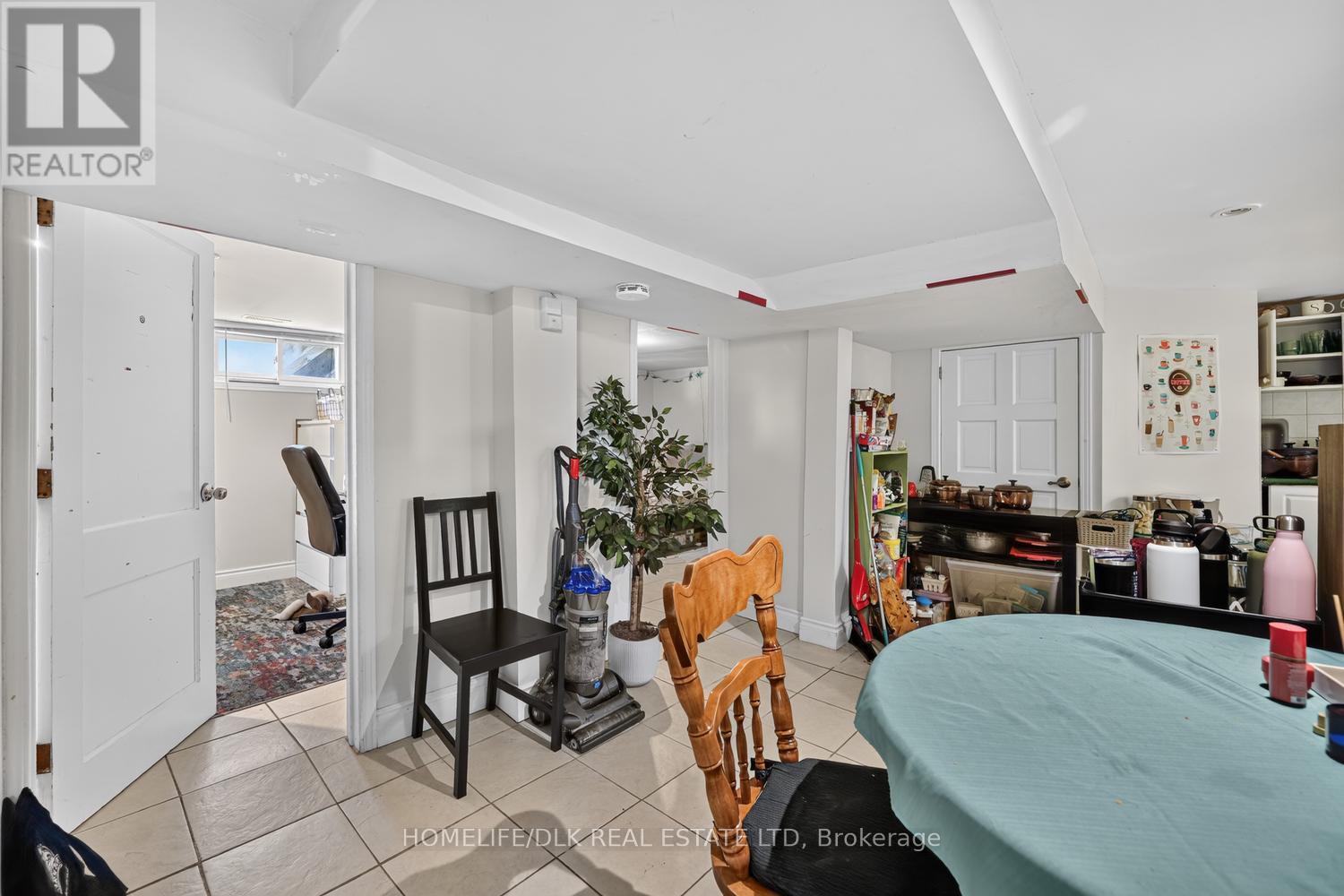 100 Ellerbeck Street Property Photo 17
