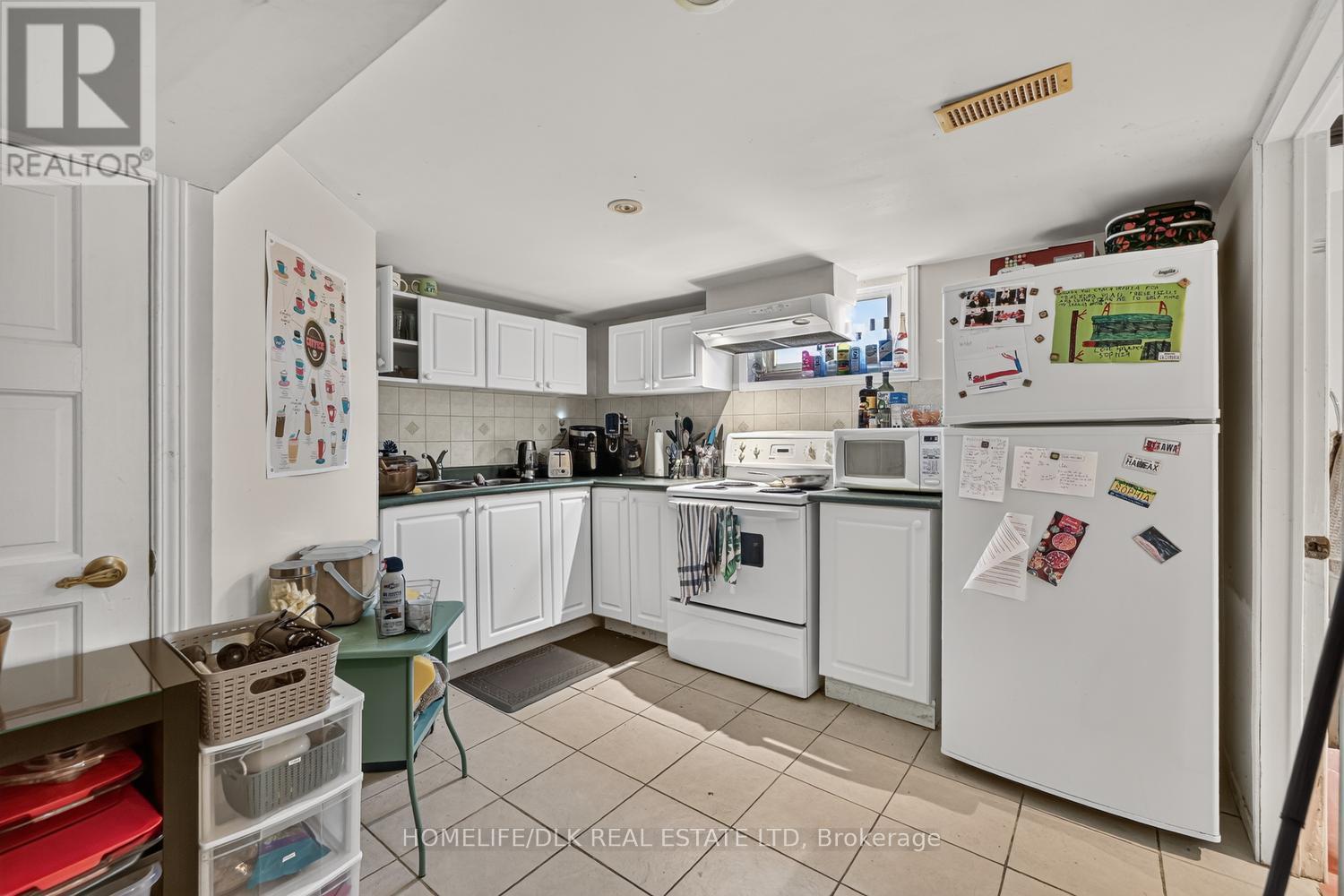 100 Ellerbeck Street Property Photo 19