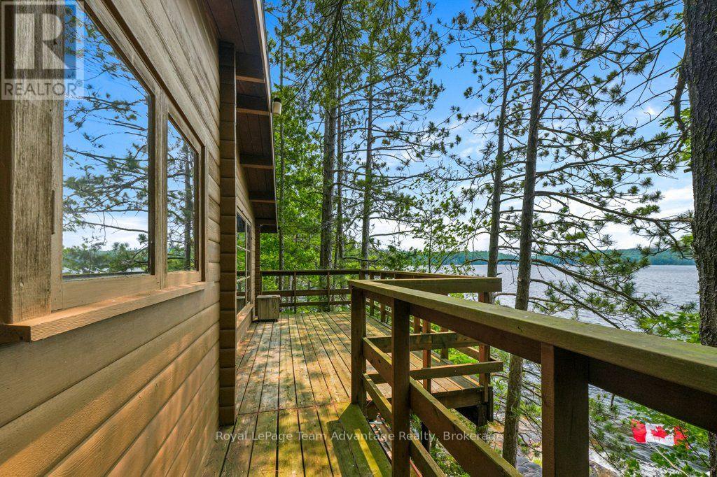 102 Blackstone Lake Water Property Photo 6