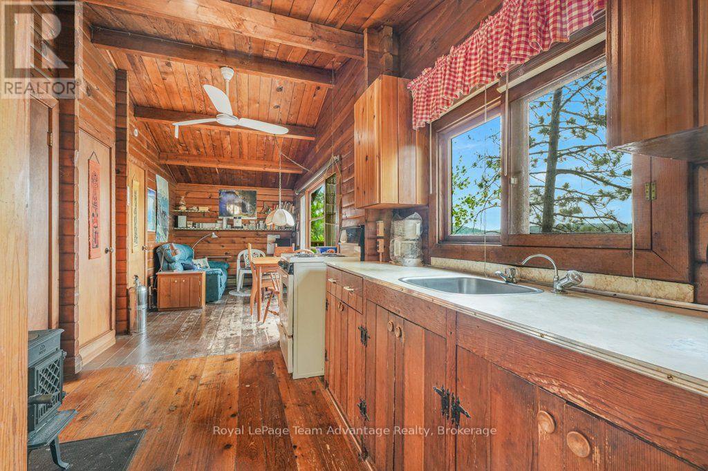 102 Blackstone Lake Water Property Photo 10