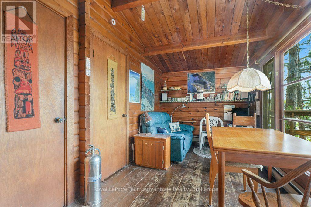 102 Blackstone Lake Water Property Photo 14