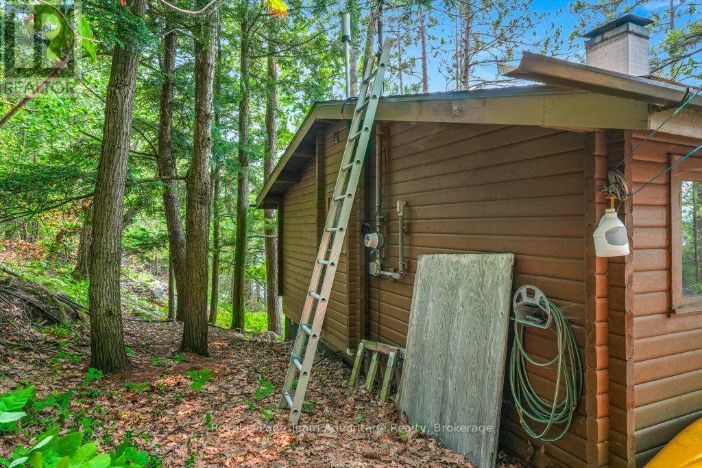 102 Blackstone Lake Water Property Photo 20