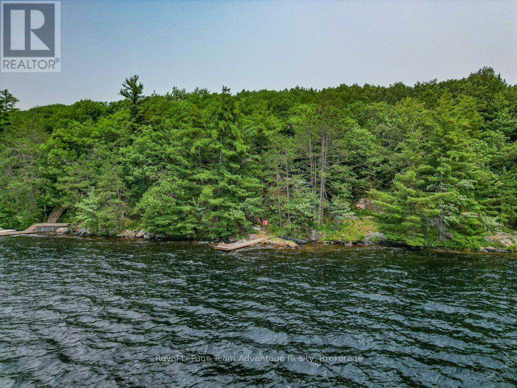102 Blackstone Lake Water Property Photo 32