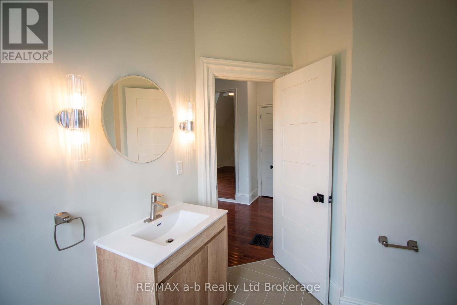 5 - 66 Daly Avenue Property Photo 19