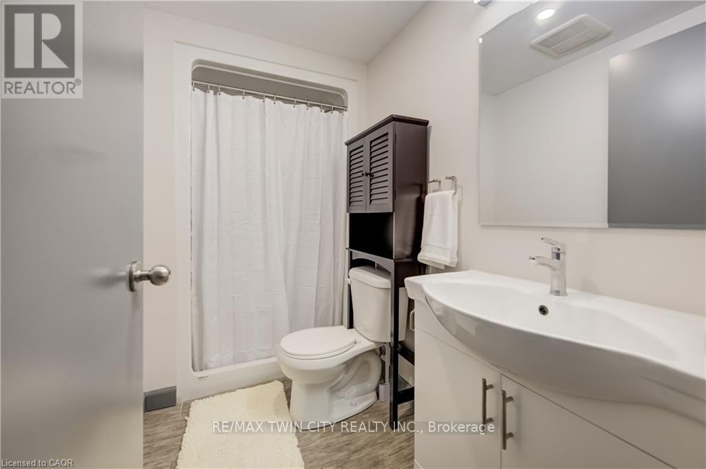 198 - 258a Sunview Street Property Photo 17