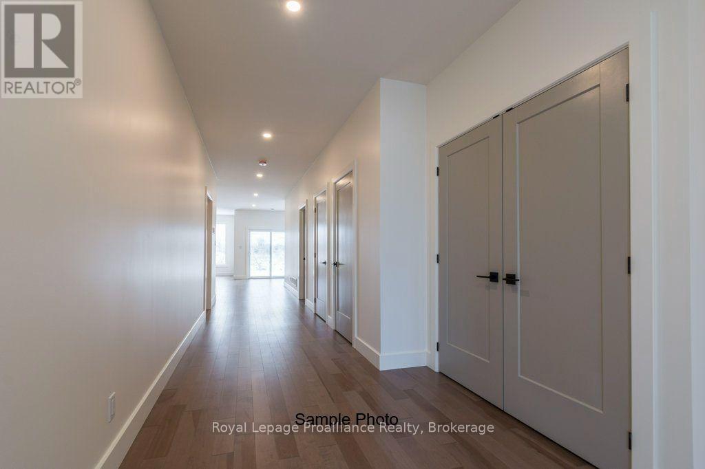 36 Fraser Drive Property Photo 5