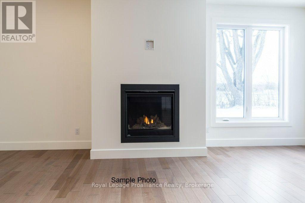36 Fraser Drive Property Photo 12