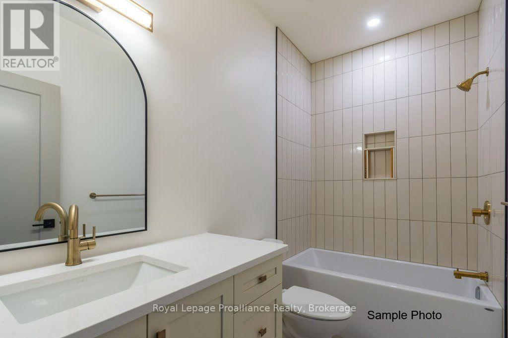 36 Fraser Drive Property Photo 24