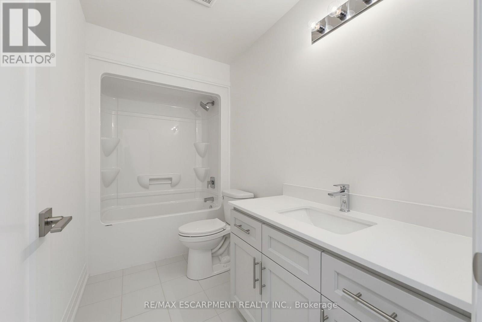 10 Clear Valley Lane Property Photo 5