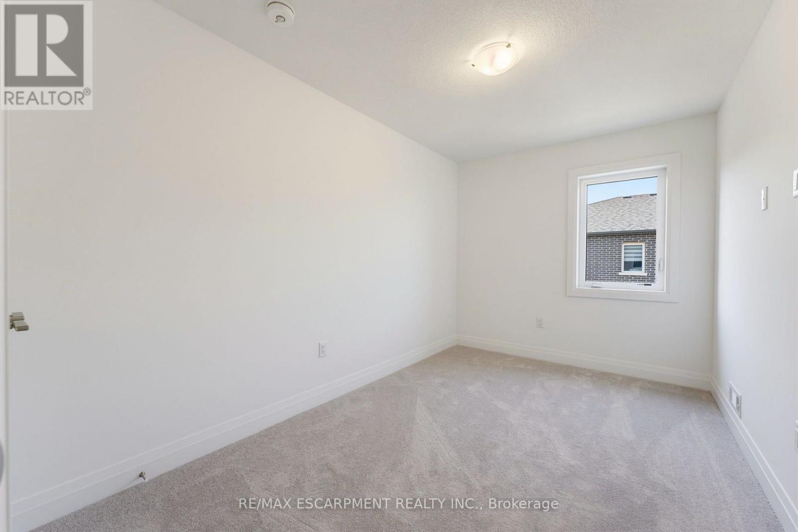 10 Clear Valley Lane Property Photo 14
