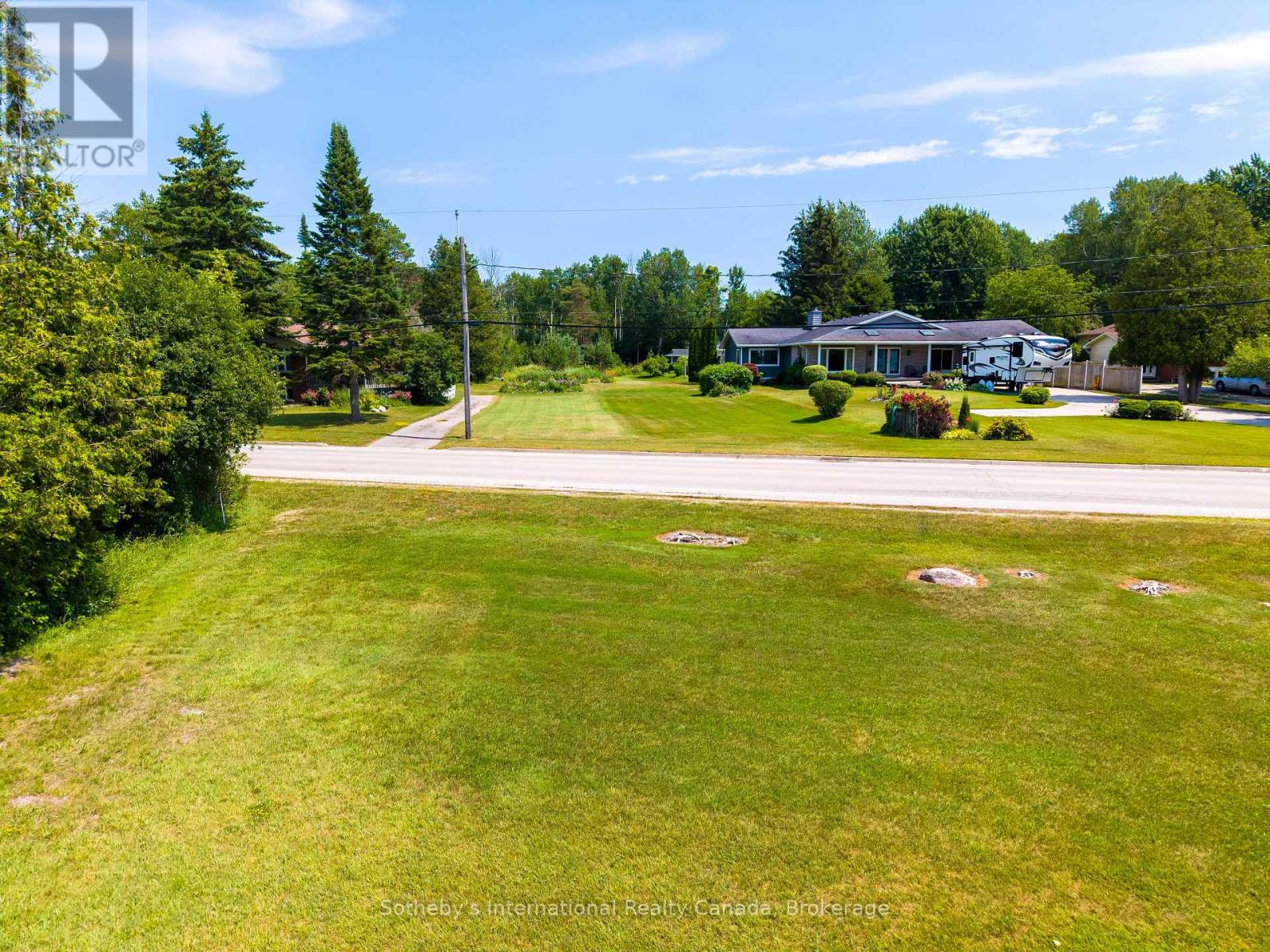 3573 East Bayshore Rd, Rr# 1 Road Property Photo 17