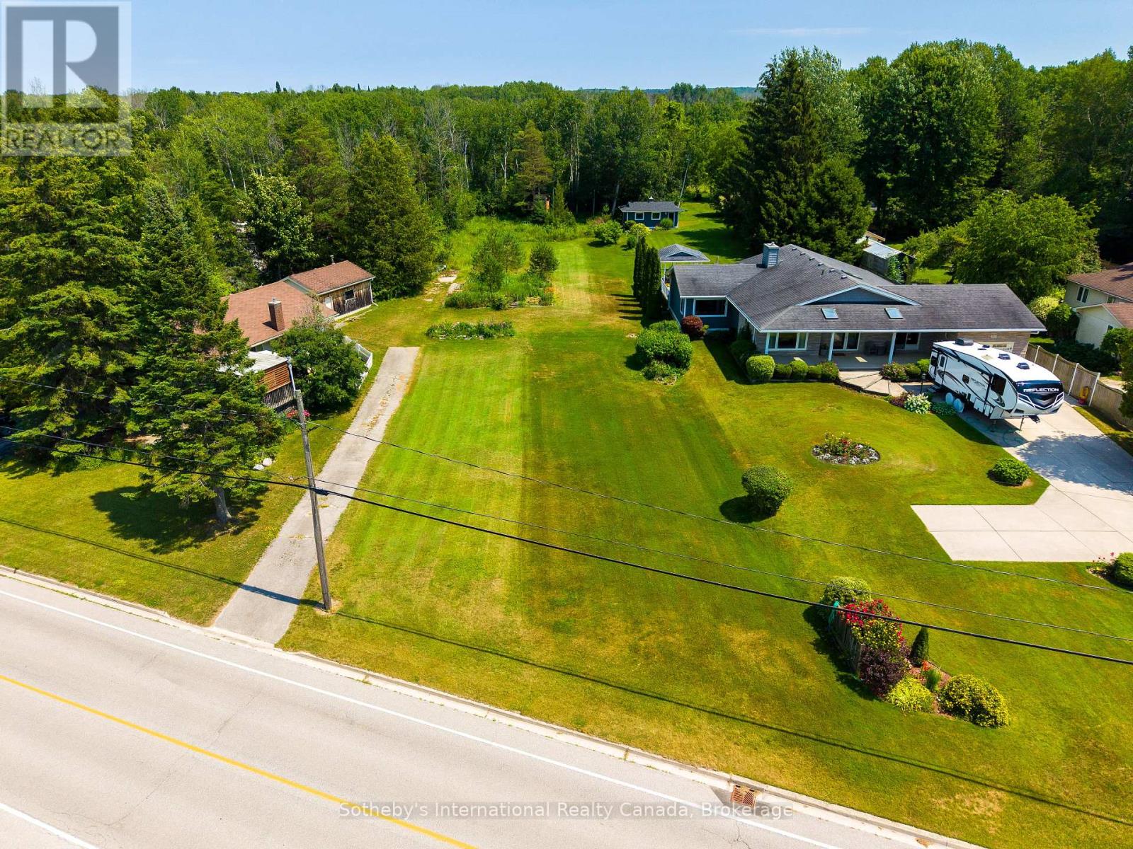3573 East Bayshore Rd, Rr# 1 Road Property Photo 19