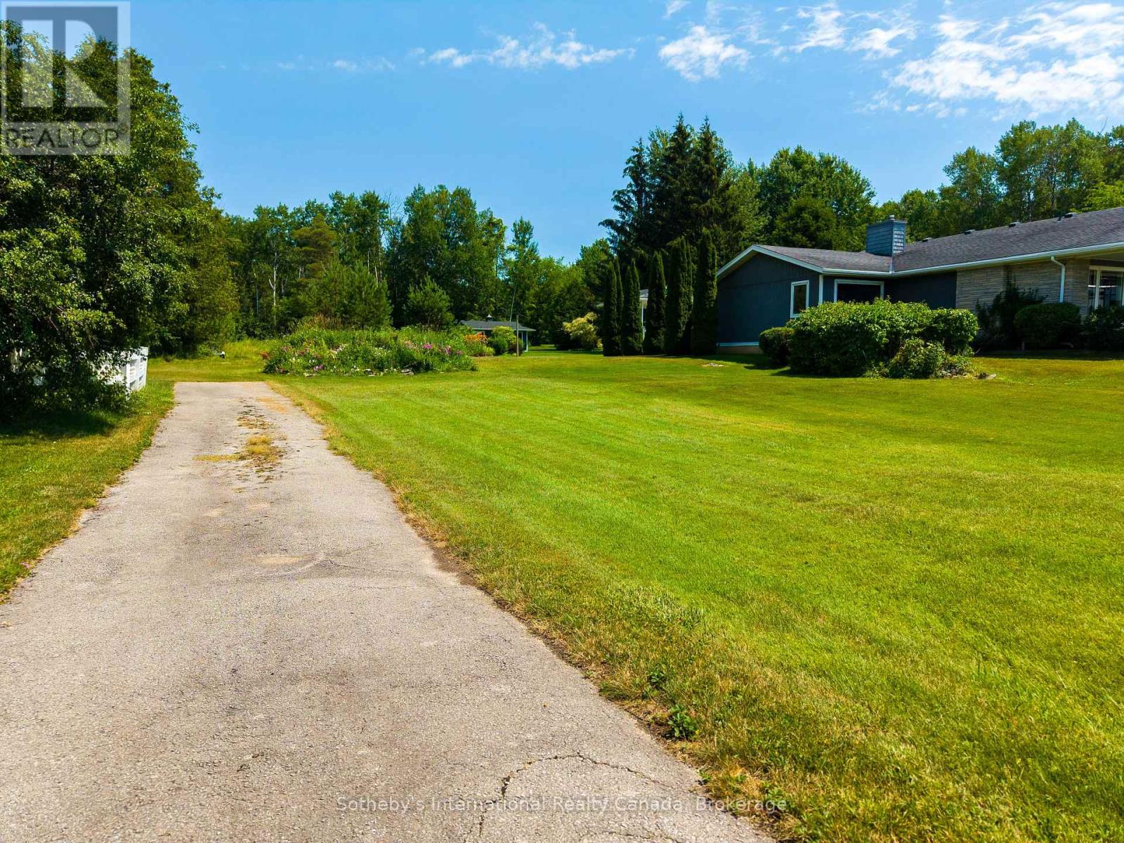 3573 East Bayshore Rd, Rr# 1 Road Property Photo 21