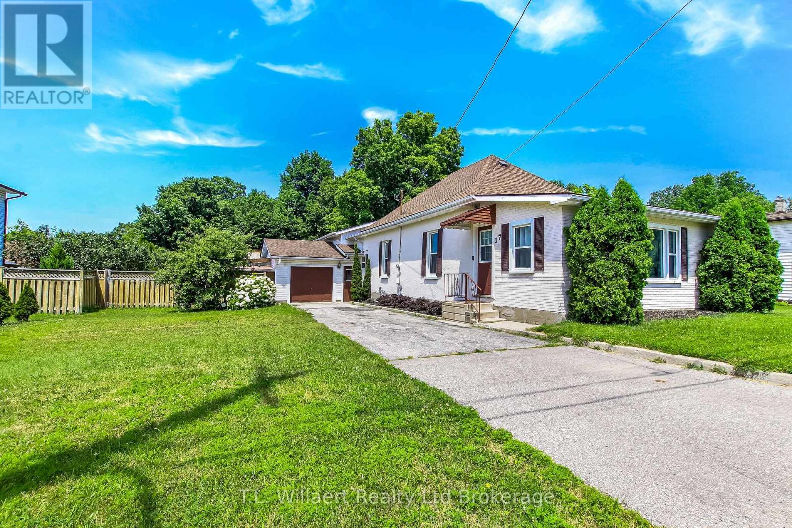 17 Potters Road Property Photo 3