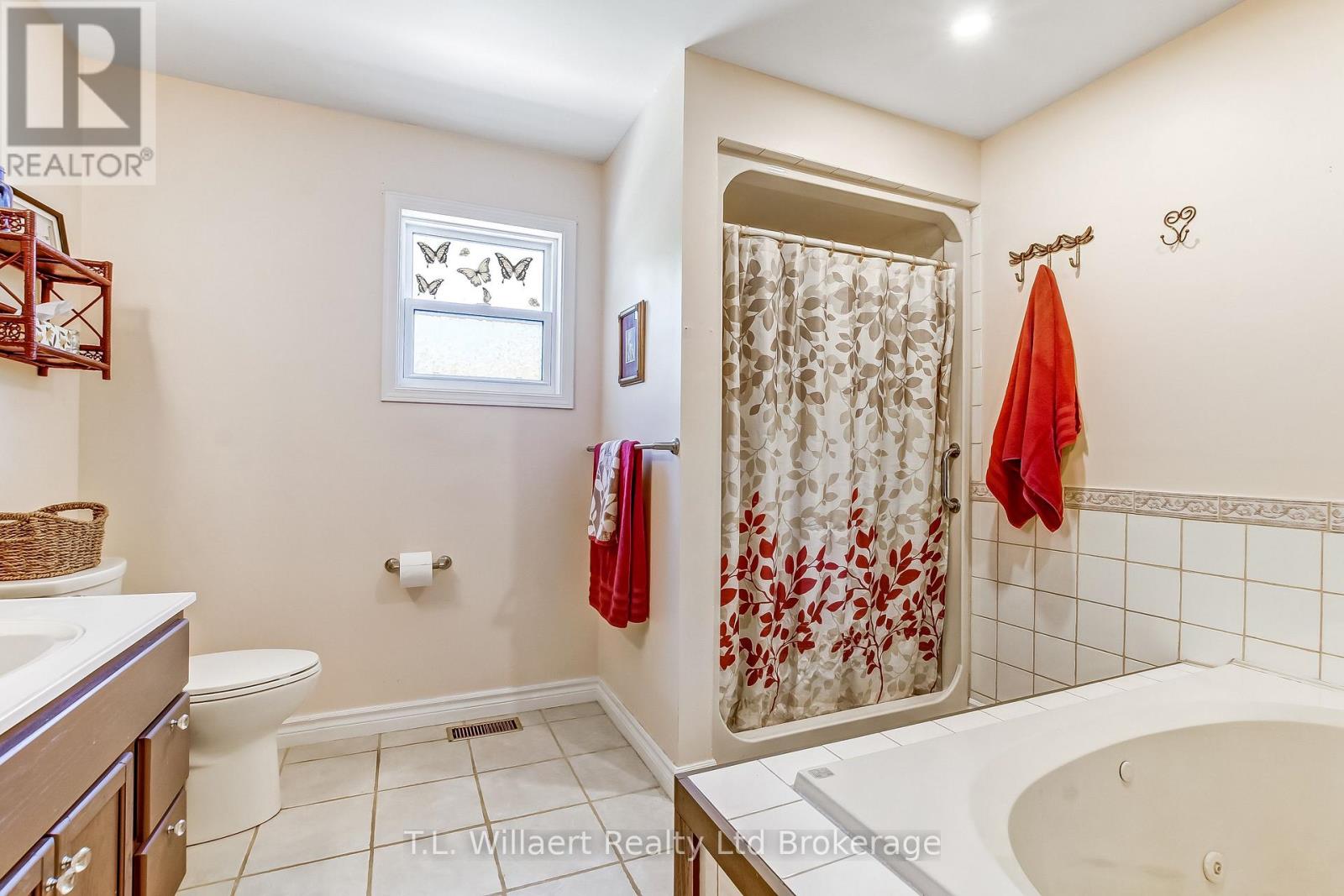 17 Potters Road Property Photo 15