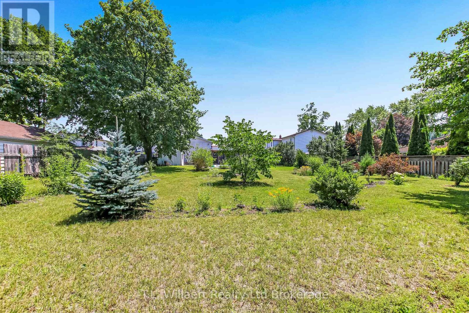 17 Potters Road Property Photo 31