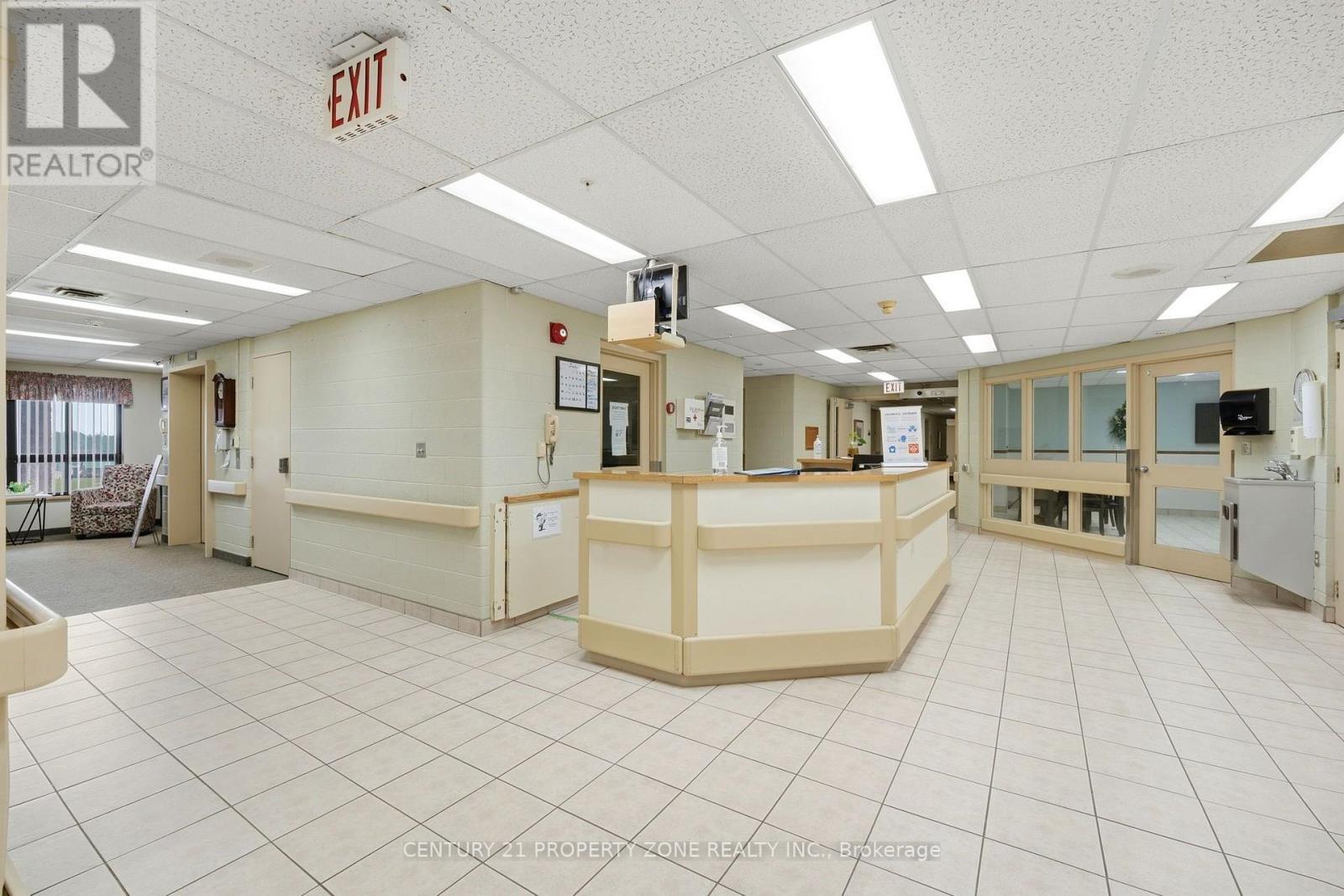 1360 Maryhill Road Property Photo 4
