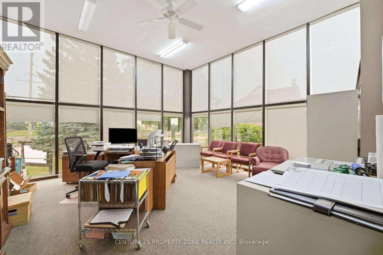 1360 Maryhill Road Property Photo 18